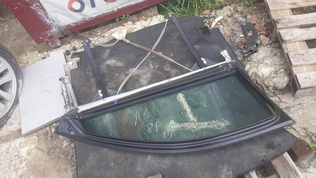 Audi a3 8p рама стекла — фото 2