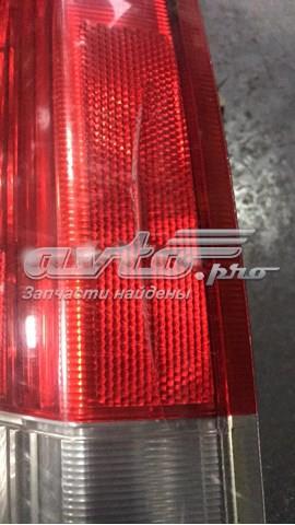 Правий стоп Volvo — фото 2