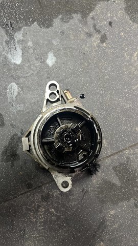 Вакуумний насос — фото 2