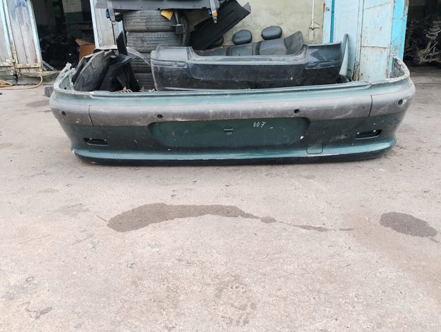 Бампер задній