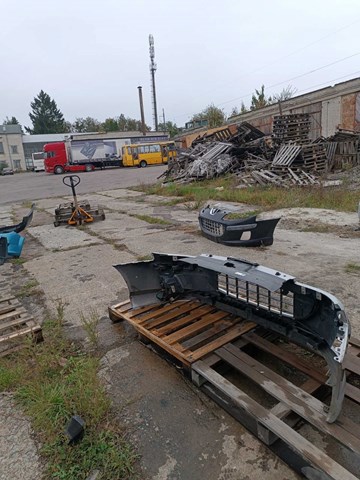 Бампер передний — фото 4