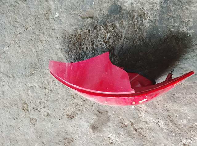 Ліхтар задній правий — фото 4