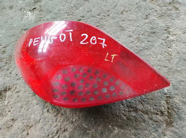 Ліхтар задній лівий — фото 7