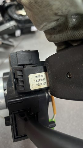 Переключатель подрулевой правый — фото 3