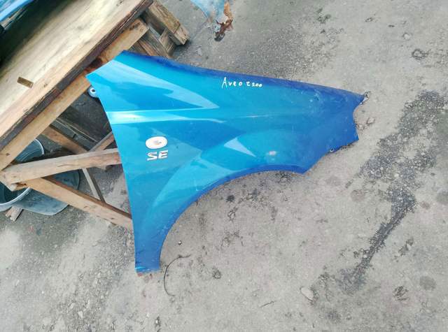 Крило переднє праве — фото 6