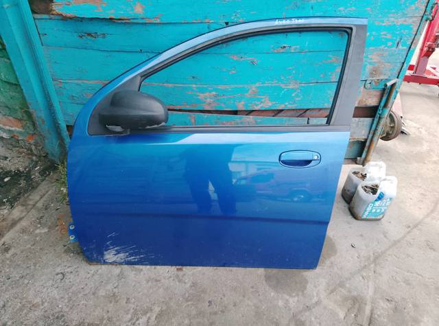 Скло передніх дверей, лівою — фото 2