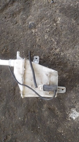 Бачок омивача скла — фото 2