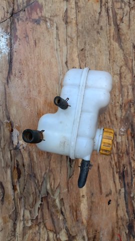 Бачок системи охолодження, розширювальний — фото 4