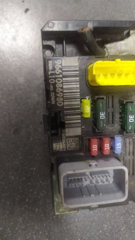 Блок запобіжників — фото 3