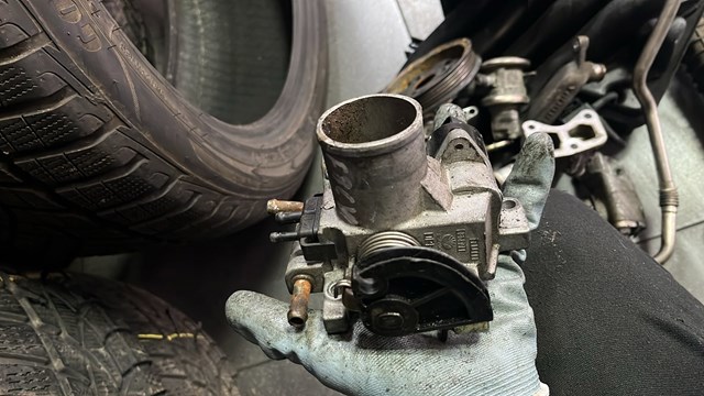 Дроссельная заслонка в сборе — фото 3