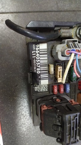 Блок запобіжників — фото 3