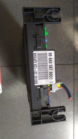 Блок предохранителей — фото 3