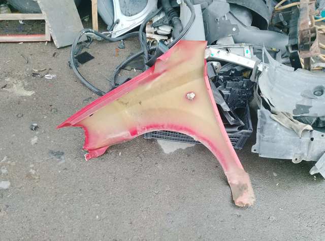 Крило переднє праве — фото 3