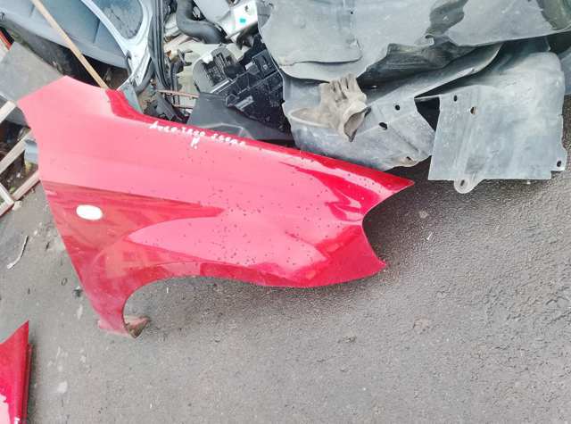 Крило переднє праве — фото 4