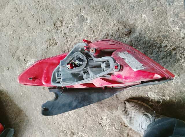 Ліхтар задній лівий — фото 4