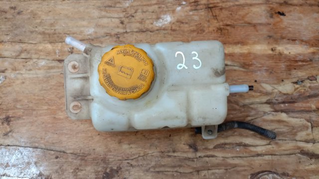 Бачок системи охолодження, розширювальний — фото 4