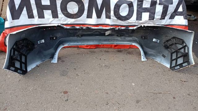 Кронштейн заднього