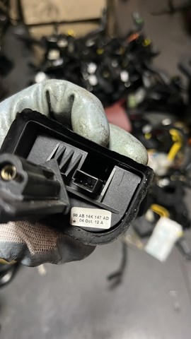 Переключатель подрулевой, управления аудио системой — фото 2