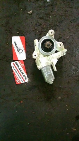 Передній двигун механізму — фото 3