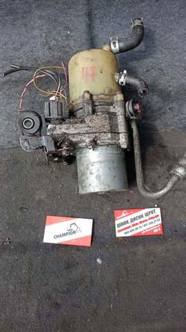 Насос підсилювача керма — фото 2