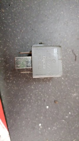 Реле стартера — фото 2