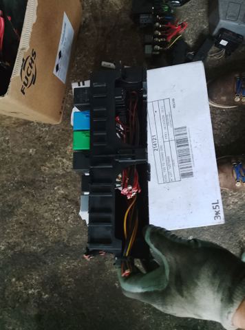 Блок запобіжників — фото 3