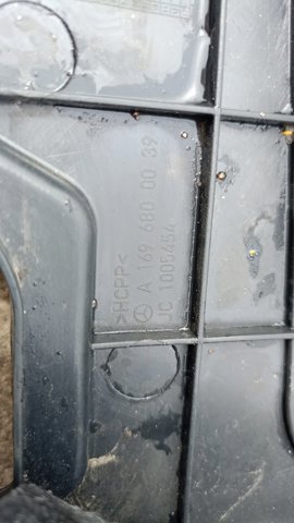 Пластик під торпедо водійський — фото 3