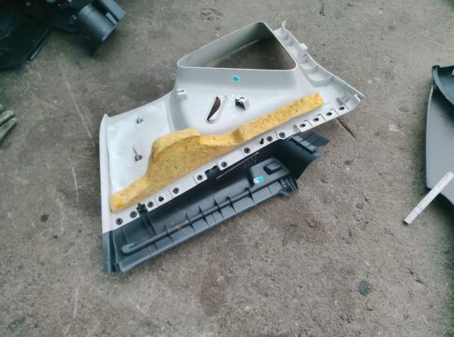 Накладка стійка ліва — фото 3