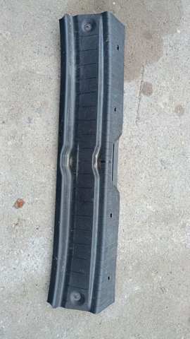 Накладка порога багажника — фото 4