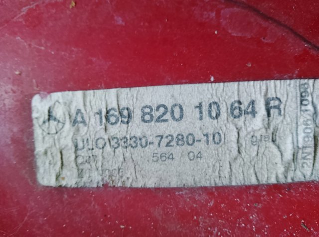 Ліхтар задній правий — фото 2