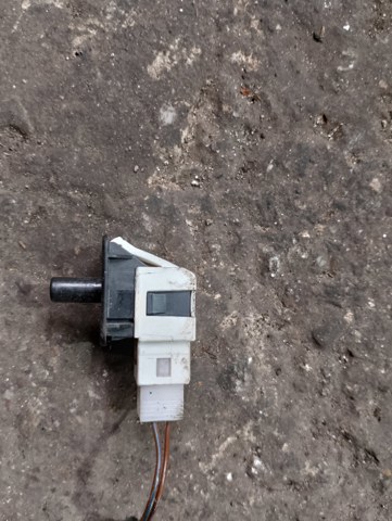 Датчик закривання дверей (кінцевий вимикач) — фото 11