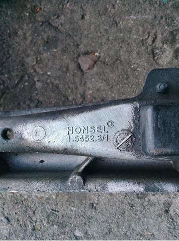 Балка передньої підвіски, підрамник — фото 3