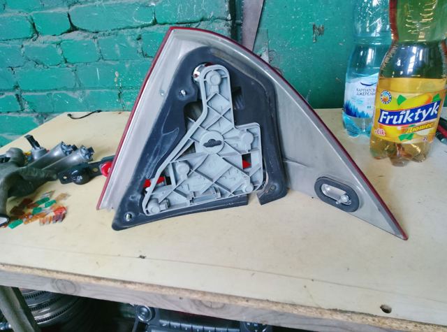 Ліхтар задній лівий — фото 3