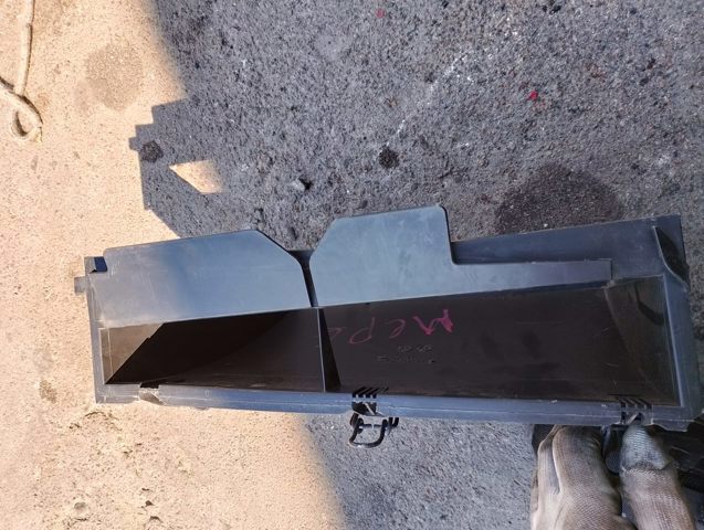 Рамка фільтра салону — фото 6