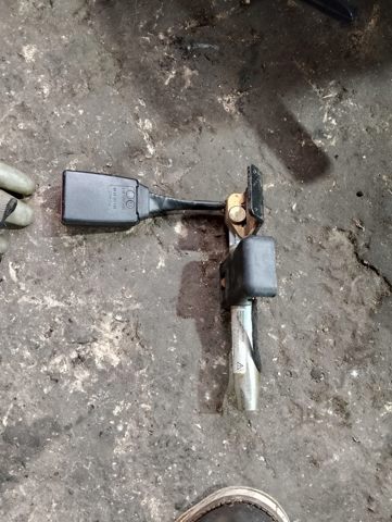 Защелка ремня безопасности — фото 3