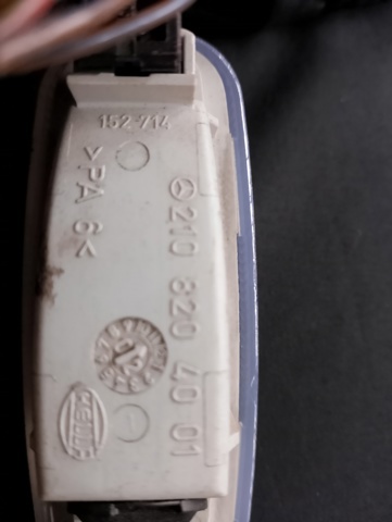 Плафон підсвітки багажного відсіку — фото 5