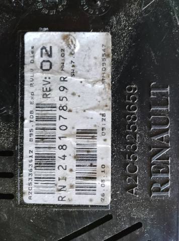 Панель приладів — фото 12