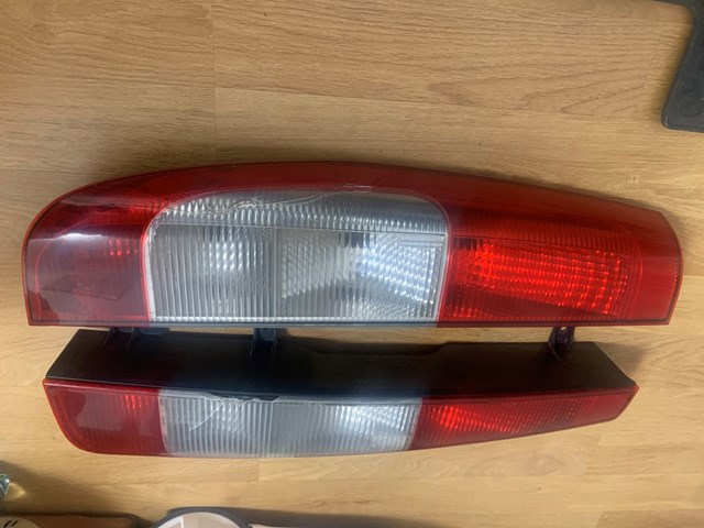 Ліхтар задній лівий — фото 2