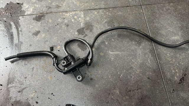 Трубка топливная