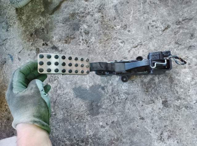 Потенціометр газу — фото 4