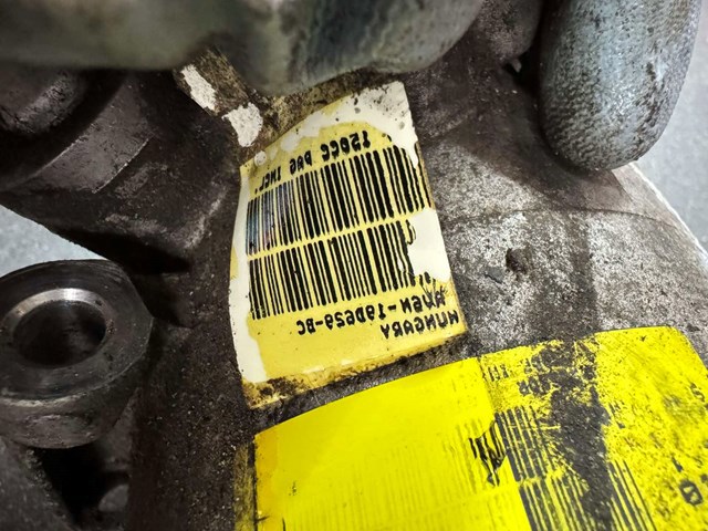 Компрессор кондиционера — фото 7