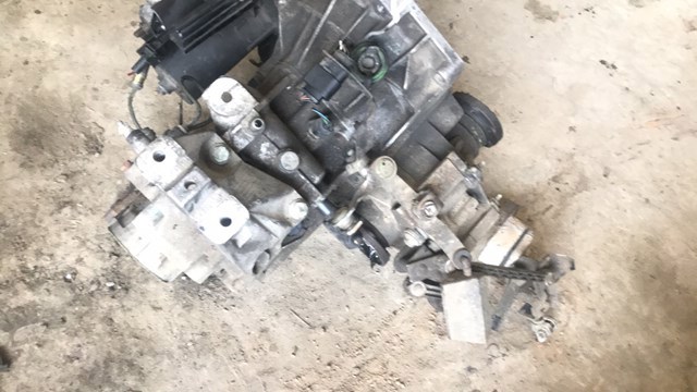 КПП в сборе (механическая коробка передач) — фото 8