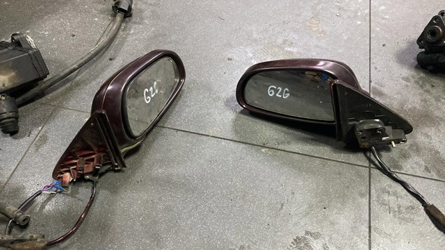 Зеркало заднего вида левое