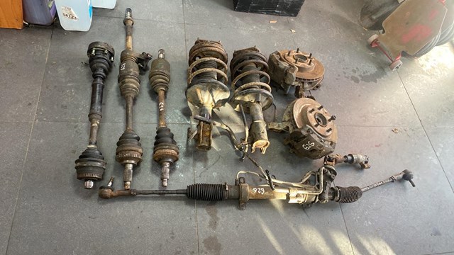 Амортизатор передний