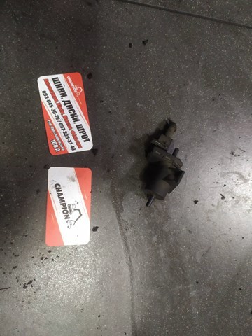 Клапан абсорбера паливних парів