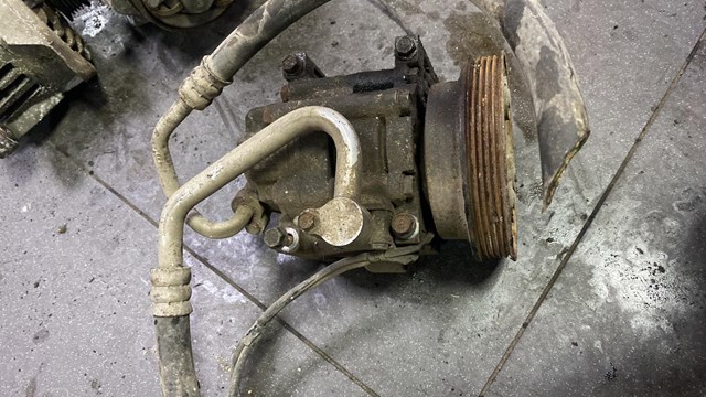 Компрессор кондиционера — фото 2