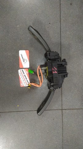 под рулевой блок