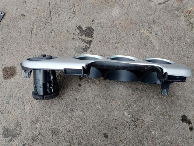 Оздоблення приладового щитка — фото 3