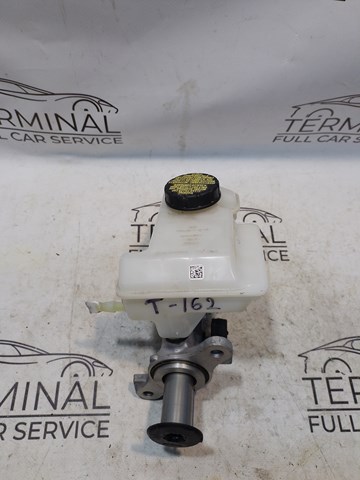 Бачек тормозной жидкости Фольксваген Пассат B8