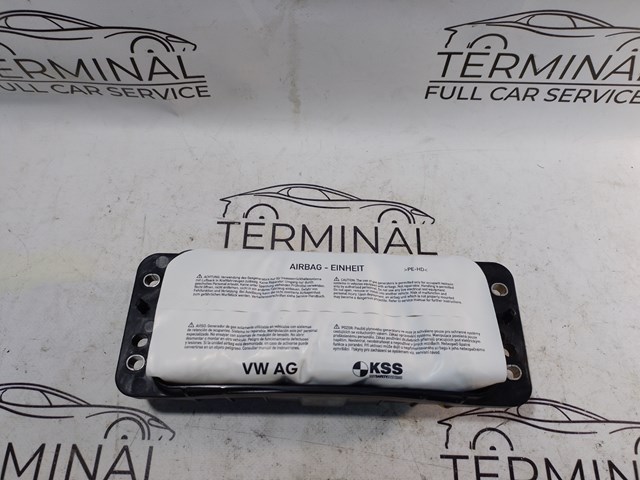 Подушка безопасности (AIRBAG) пассажирская 8V0880204F VAG